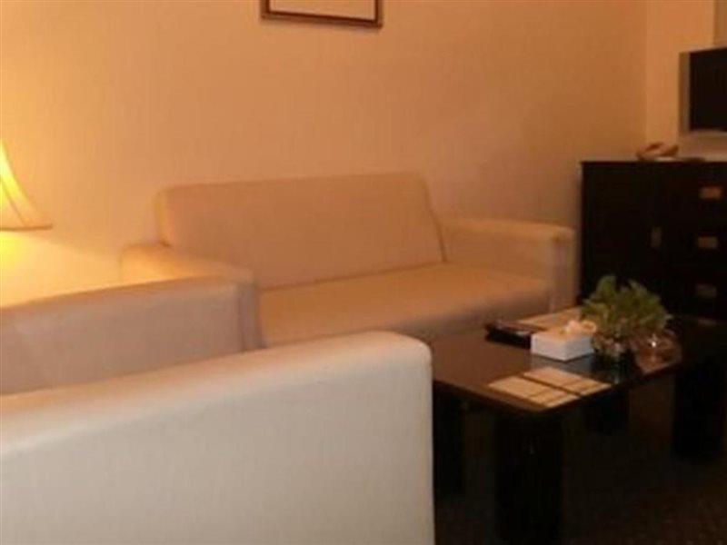 Al Muraqabat Plaza Hotel Apartments Dubai Exterior photo